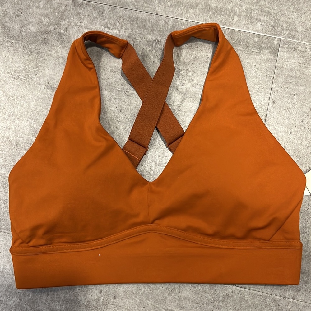 NWT Fabletics Adjustable Sports Bra Size Small - Picture 2 of 5
